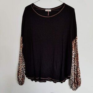 NEW Hummingbird Waffle Knit Leopard Sleeve Top Sm